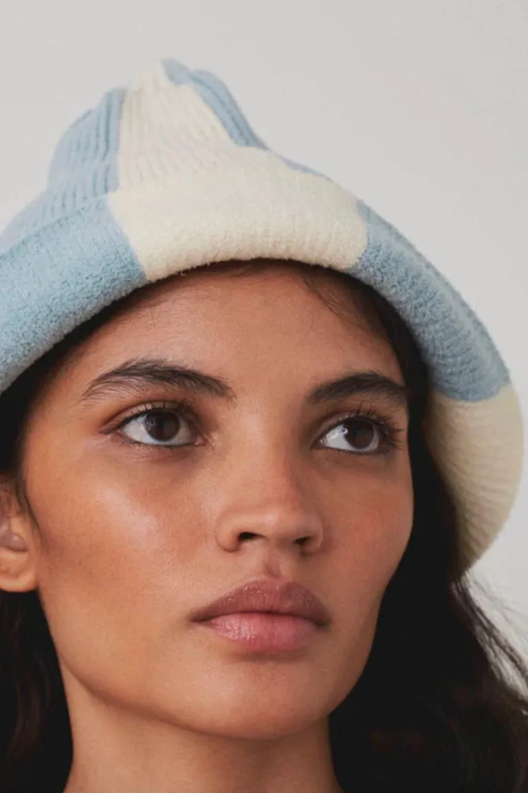 Rus - Yuzu Hat: Light Blue